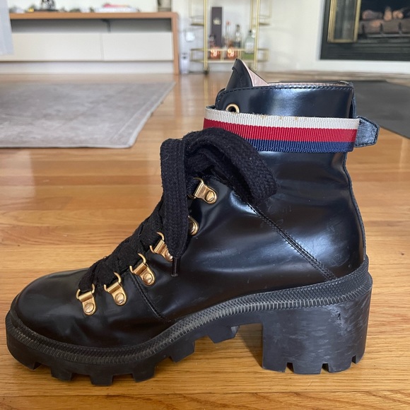 Gucci Leather ankle boot with Sylvie Web - Picture 5 of 12